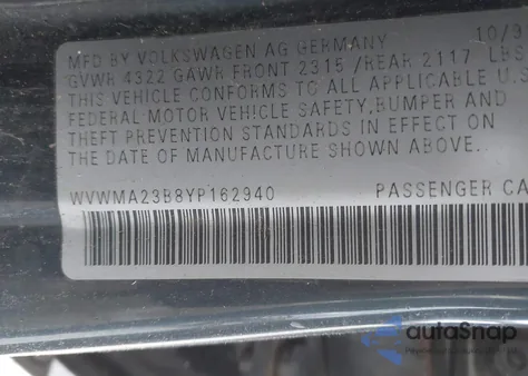 2000 Volkswagen Passat Gls from USA, damaged, VIN WVWMA23B8YP162940